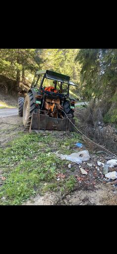 Traktori u djelovima