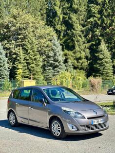 Renault - Grand Scenic - 1.9