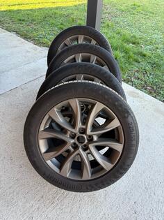 Fabričke felne i Continental gume