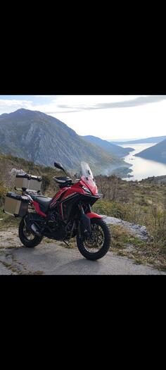 Moto Morini - X Cape 650