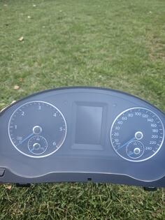 Instrument tabla za Automobile - Volkswagen - Golf 6 - 2006, 2012