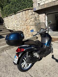 Piaggio - BEVERLY