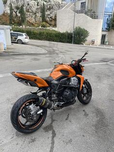 Kawasaki - Z750
