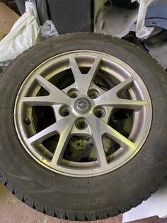 Fabričke felne i hilfiy gume