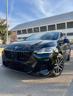 BMW - 218 Active Tourer - BMW 218 i