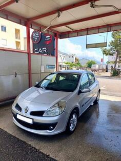 Renault - Clio - 1.6 16V