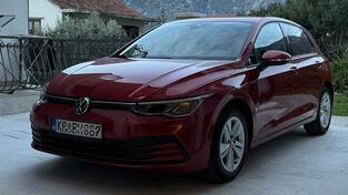 Volkswagen - Golf 8 - 2.0tdi