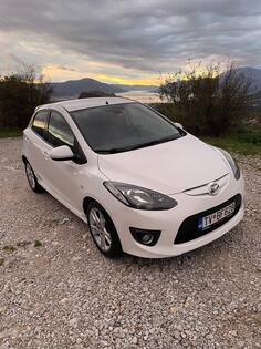 Mazda - 2 - 1.5 benzin