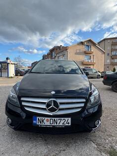 Mercedes Benz - B 180 - 1.5