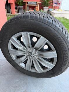 Fabričke felne i bridgestone gume