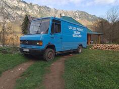 Mercedes Benz - vario 809D