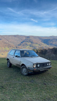 Volkswagen - Golf 2 - 1,6 obični