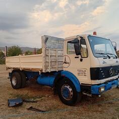 Mercedes Benz - 16 22