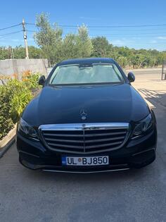 Mercedes Benz - E 220 - 220 4x4