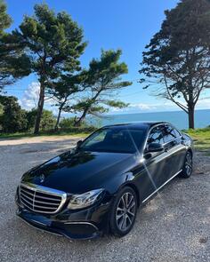 Mercedes Benz - E 220 - 220 4x4