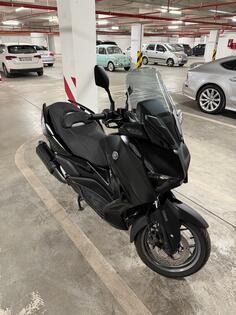 Yamaha - X Max