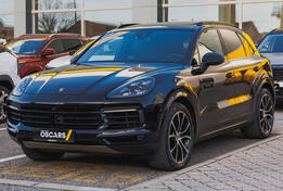Porsche - Cayenne - S