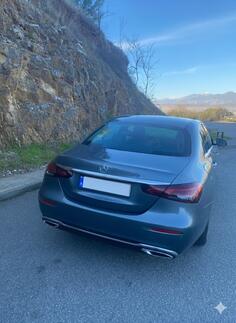 Mercedes Benz - E 200 - 1.599