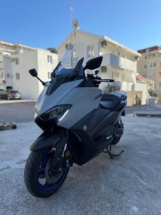 Yamaha - T-max 560