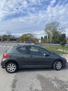 Peugeot - 207 - 1.6 HDI