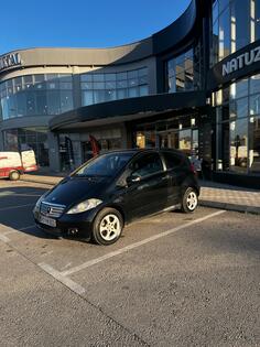 Mercedes Benz - A 180 - 2.0
