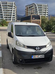 Nissan - NV 200
