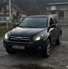 Toyota - RAV 4 - 2.2