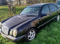 Mercedes Benz - E 250 - 250 Turbo