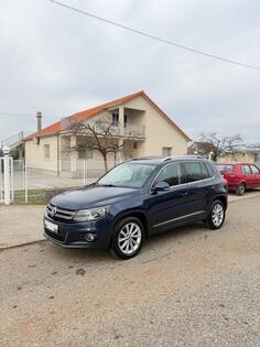 Volkswagen - Tiguan - 2.0 TDI HIGHLINE BLUEMOTION