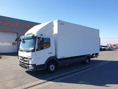 Mercedes Benz - Atego 816 kamion furgon + rampa / GRI-0241