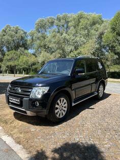 Mitsubishi - Pajero - 3.2 DI-D