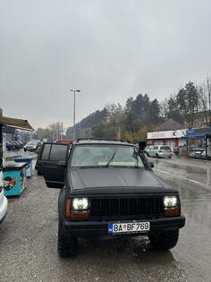 Jeep - Cherokee - 2.5