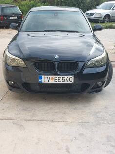 BMW - 525