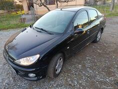 Peugeot - 206 - 1.4 E