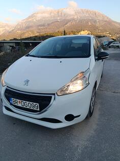 Peugeot - 208 - HDI