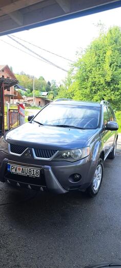 Mitsubishi - Outlander - 2.0