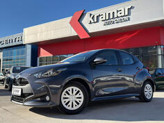 Toyota - Yaris - 1.5 VVT-I HYBRID Automatik Business Edition - Novi model