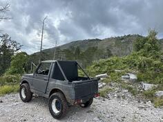 Suzuki - Samurai - 1000