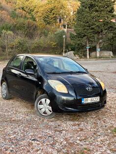 Toyota - Yaris - 1.0