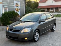 Toyota - Corolla - Benzin