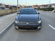 Volkswagen - Golf 8 - 2.0 TDI