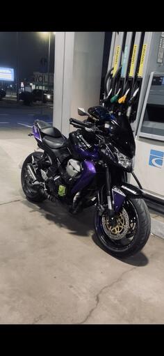 Kawasaki - Z750R