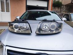 Oba fara za Audi - A4 - 2003