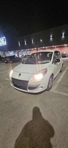 Renault - Scenic - 1.5 DCI