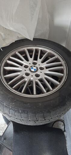 Fabričke felne i pirelli gume