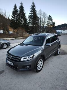 Volkswagen - Tiguan - DSG ( 4 Motion)