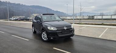 Volkswagen - Touareg - R LINE, 3.0TDI