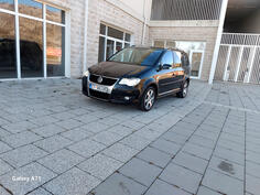 Volkswagen - Cross Touran - 2.0