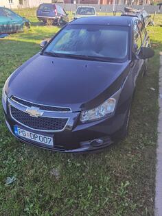 Chevrolet - Cruze - 1.6