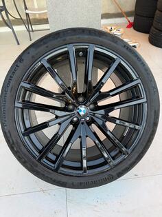 Fabričke rims and Original tires